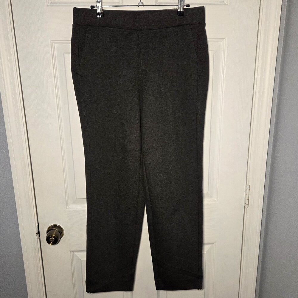 NEW!!! Torrid Studio Pull On Relaxed Taper Stretch Workwear Pants – Size 0XT